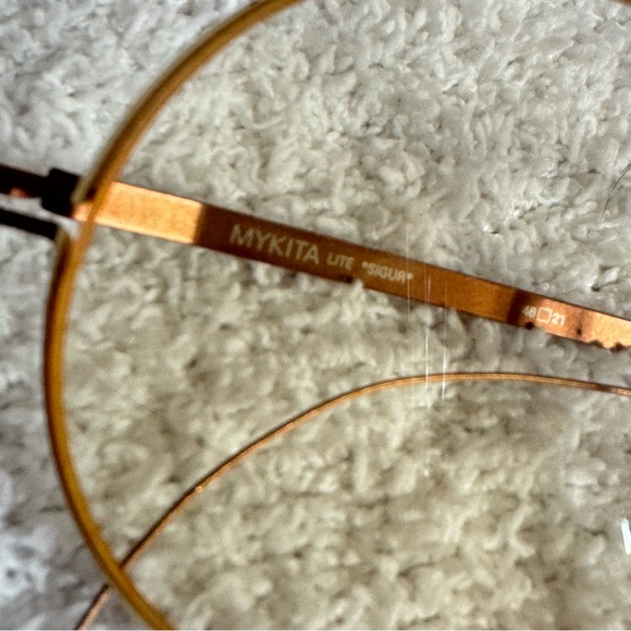 Sold - Picture 3 of 12